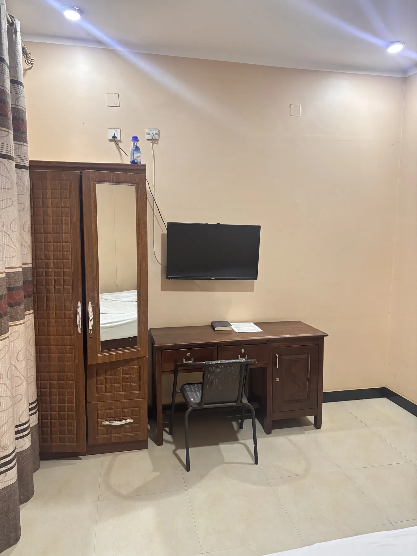 Chambre de l'Anglicane Guest House — photo 12