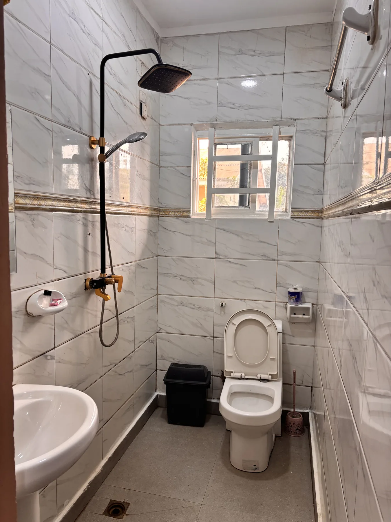 Chambre de l'Anglicane Guest House — photo 15