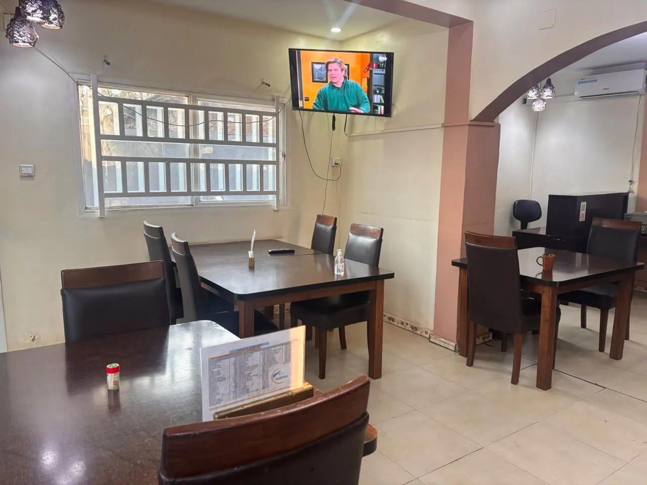 Restaurant de l'Anglicane Guest House — photo 15